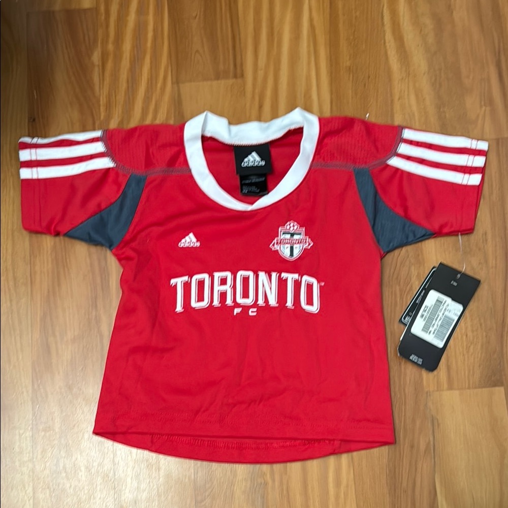 New with tag Toronto FC Jersey
